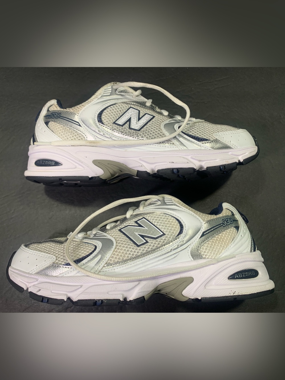 New Balance 530 Unisex White Blue Silver Sneakers Size- Women’s 10  or Men 8.5